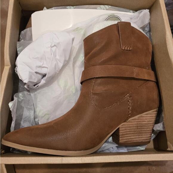 MIA Clement Stacked Heel Western Prairie Booties in Brown NEW Size 8.5 - Picture 4 of 7